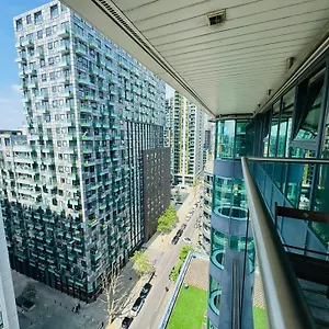  Apartment Modern 2bed 2bath Canary Wharf - Upto 5 Person United Kingdom